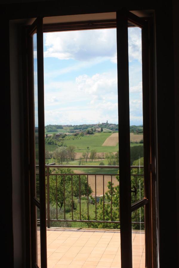 Casapaletti Country House Alfiano Natta Bagian luar foto