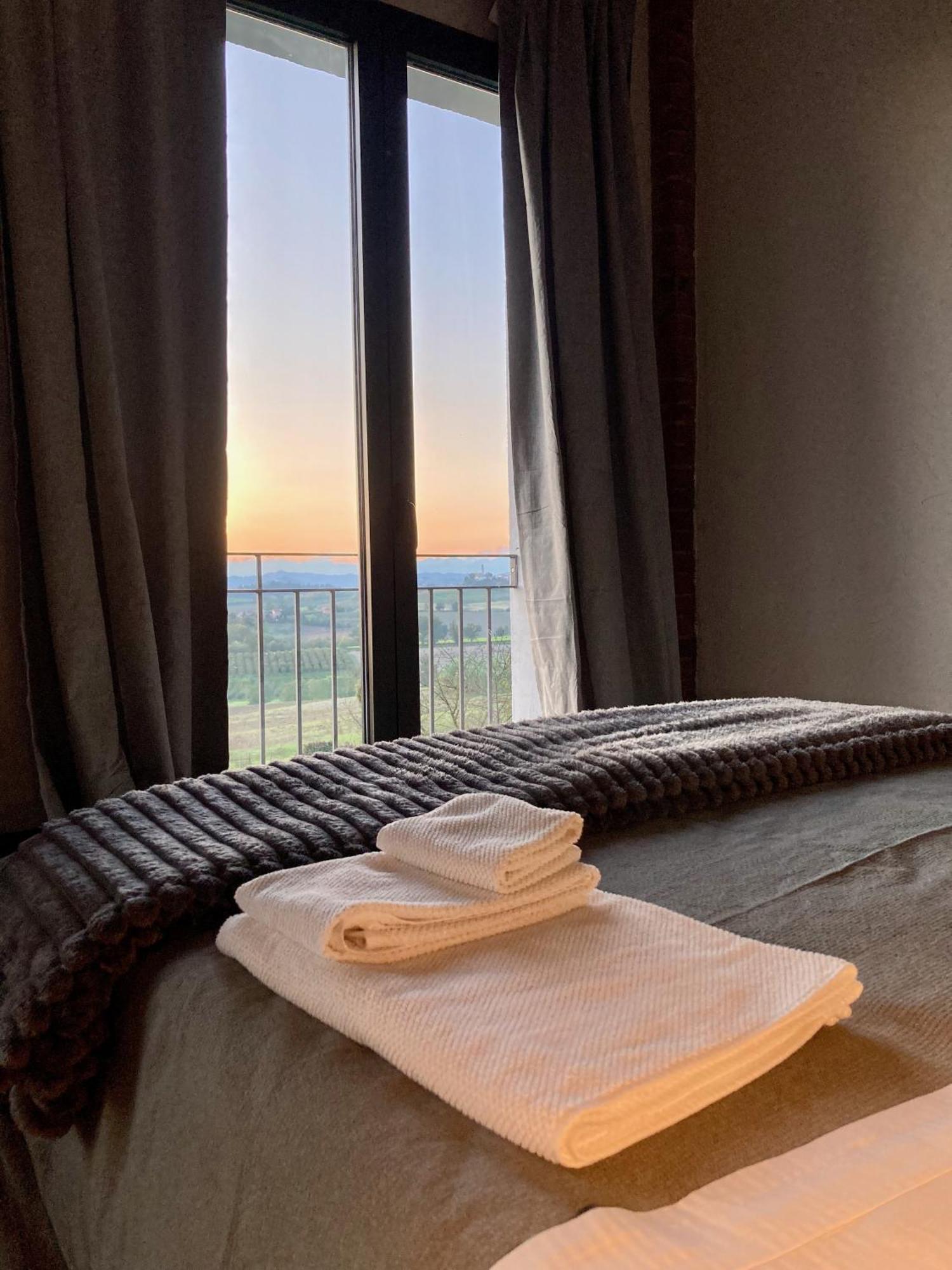 Casapaletti Country House Alfiano Natta Bagian luar foto